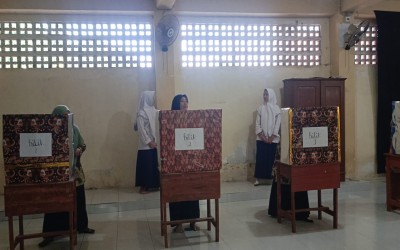 Pemilihan Ketua OSIM MTs Darul Falah Cukir Berlangsung Demokratis dan Meriah